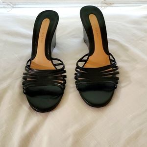 Antonio Melani size 8.5 black leather wedge pump.